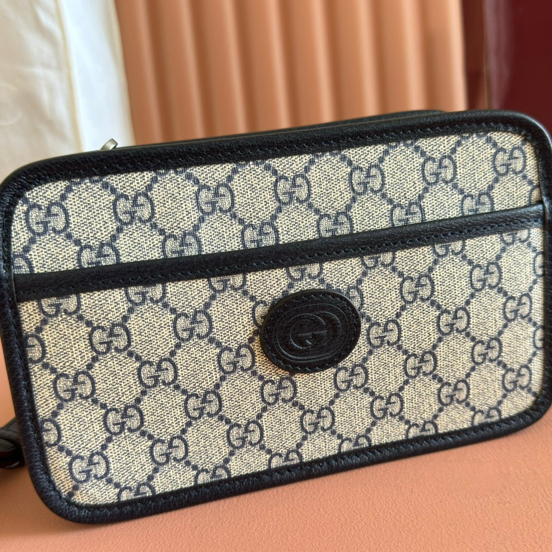 GUCCI MINI BAG 22 BLACK WITH INTERLOCKING G IN CANVAS